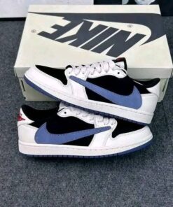 Exclusive Nike Sneaker Pallets – 100% Authentic, Brand New with Boxes (Wholesale & Retail)